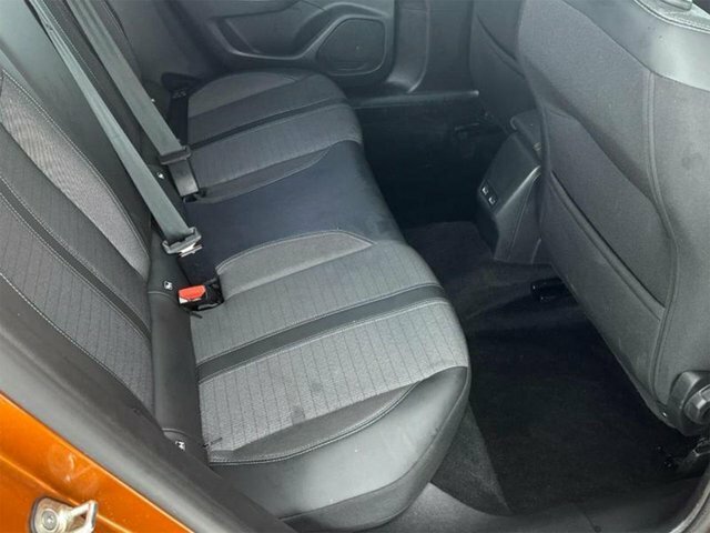 Peugeot e-2008 50Kwh Allure Premium Suv 7Kw Orange #3