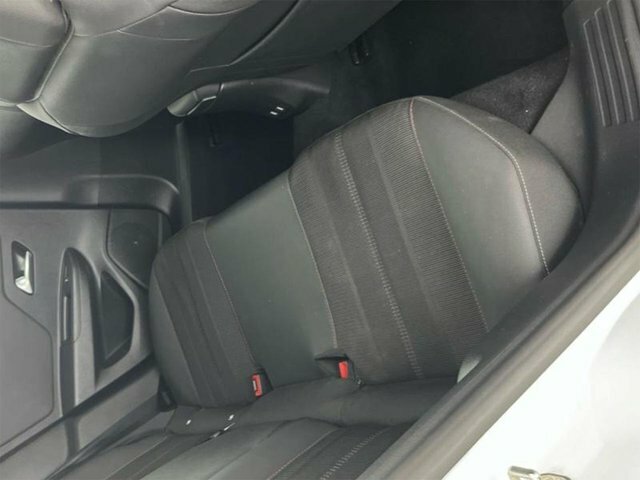 Vauxhall Mokka-e 50Kwh Gs Suv 136 Ps White #4