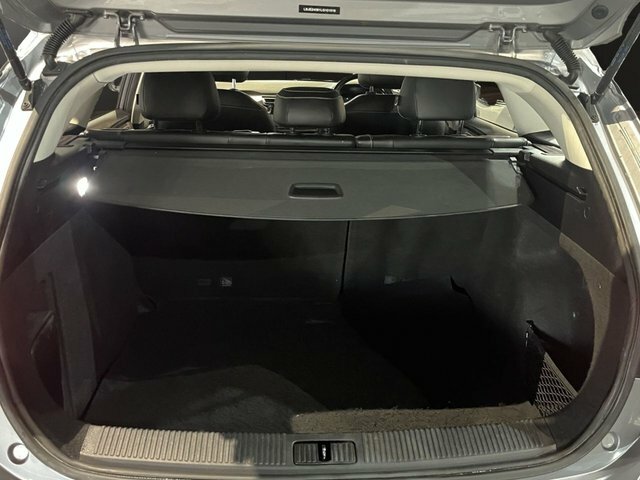 MG MG5 52.5Kwh Exclusive Estate Silver #10