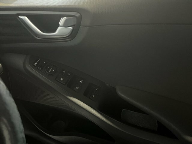 Hyundai Ioniq Premium Se Silver #8