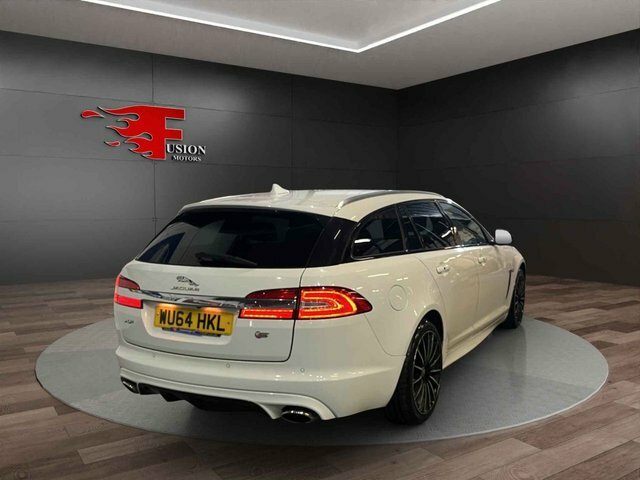 Jaguar XF 3.0D S V6 Premium Luxury Sportbrake Aut White #6