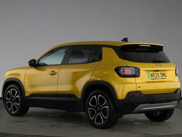 Jeep Avenger 54Kwh E-summit Suv 156 Ps Yellow #3