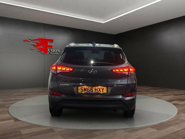 Hyundai Tucson 1.7 Crdi Blue Drive Se Nav Suv E Grey #6