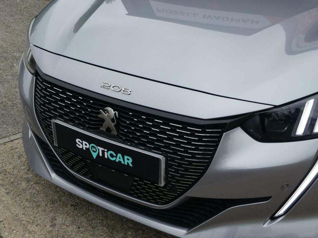 Peugeot 208 1.2 Puretech Active Premium White #28