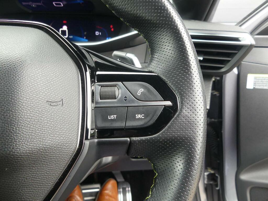 Peugeot 208 1.2 Puretech Active Premium White #13
