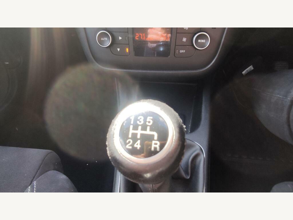 Fiat Punto Pop White #16