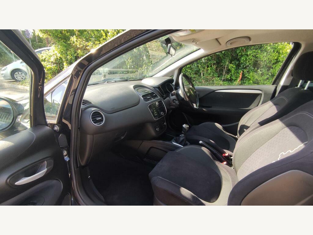 Fiat Punto Pop White #9