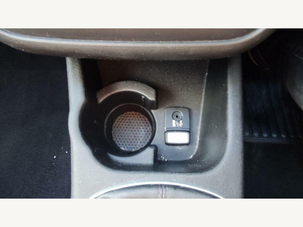 Fiat Punto Pop White #15
