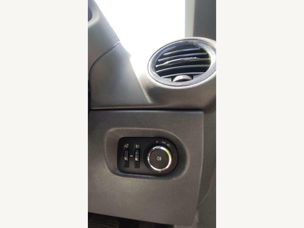 Vauxhall Corsa 1.3 Cdti Sxi Silver #19