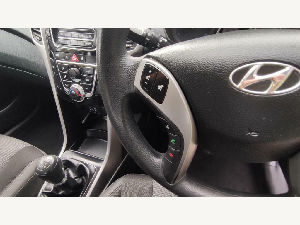 Hyundai I30 I30 Black #16