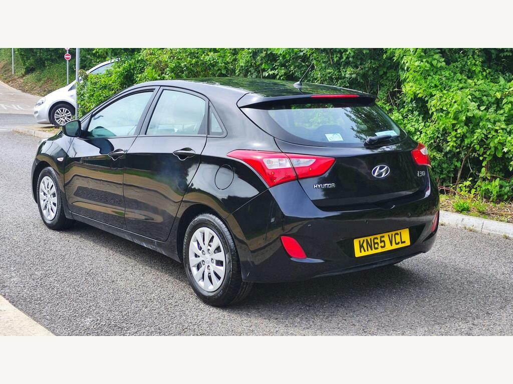 Hyundai I30 1.4 Blue Drive S Euro 6 S S Black #5