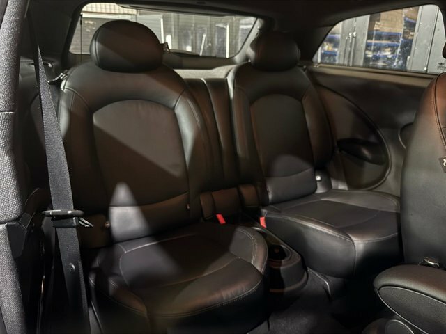 Mini Hatch 2.0 Cooper S Seven Chili Pack Black #16