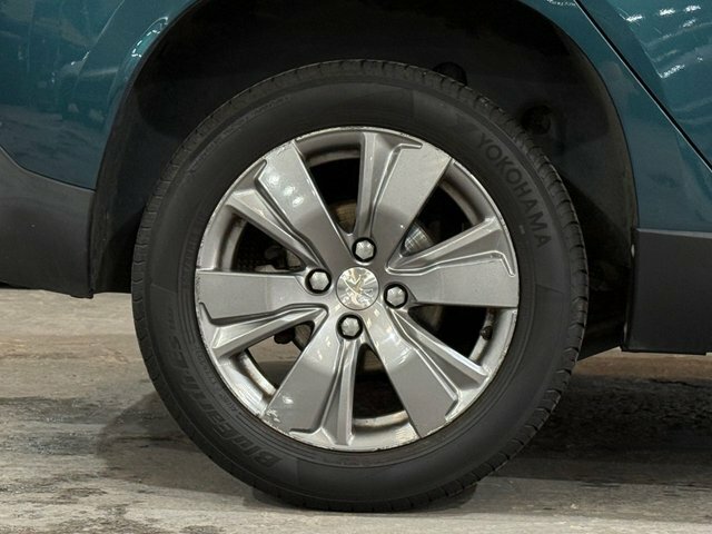 Peugeot 2008 Hatchback Black #26