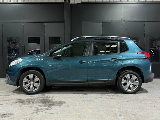 Peugeot 2008 Hatchback Black #23