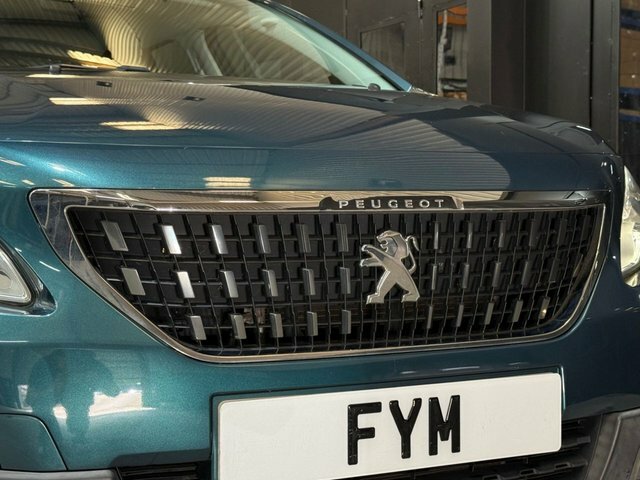 Peugeot 2008 Hatchback Black #58