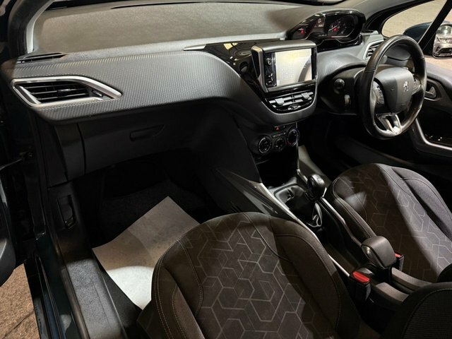 Peugeot 2008 Hatchback Black #43