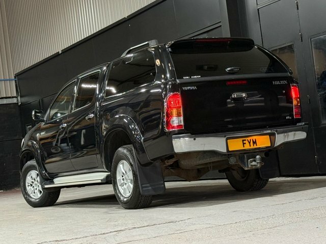 Toyota HILUX 2.5 Hl2 4X4 D-4d Red #62