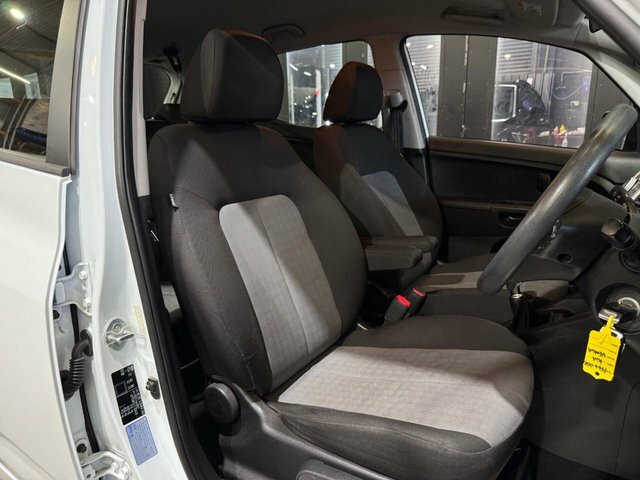 Kia Venga 1.6 Isg 3 Red #7