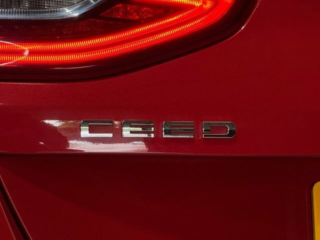 Kia Ceed 1.0T Gdi Isg Gt-line Silver #58