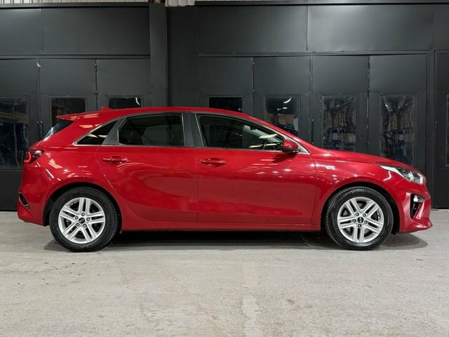 Kia Ceed Crdi Eco 2 Hatchback Red #3