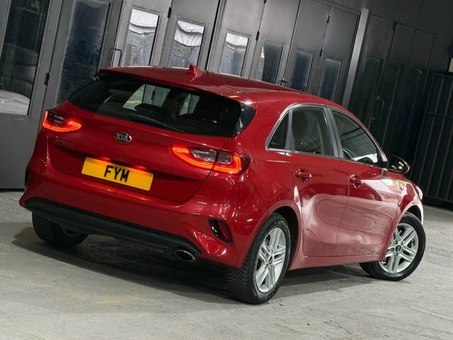 Kia Ceed 1.0T Gdi Isg Gt-line Silver #64