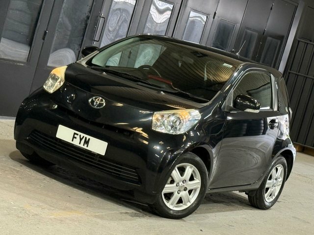 Toyota IQ Hatchback Black #21