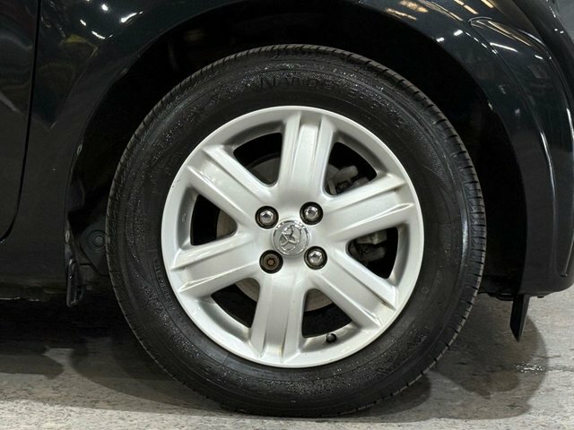 Toyota IQ Hatchback Black #32