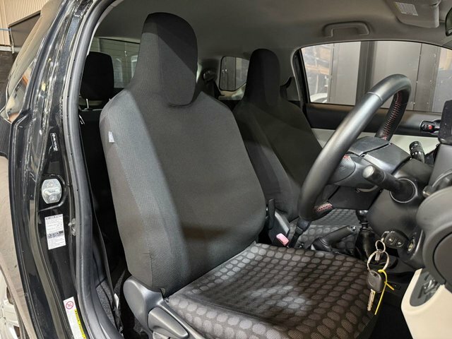 Toyota IQ Hatchback Black #53