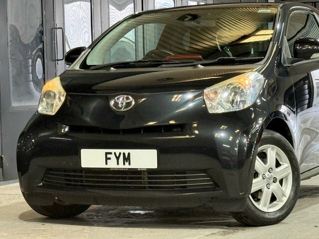 Toyota IQ Hatchback Black #19