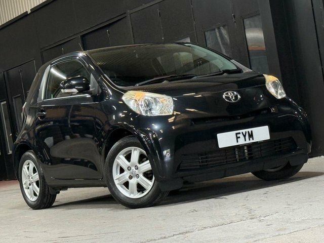 Toyota IQ Hatchback Black #34