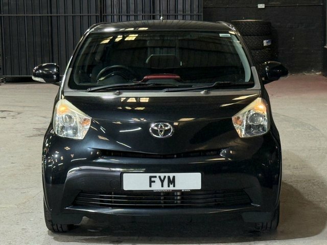 Toyota IQ Hatchback Black #28