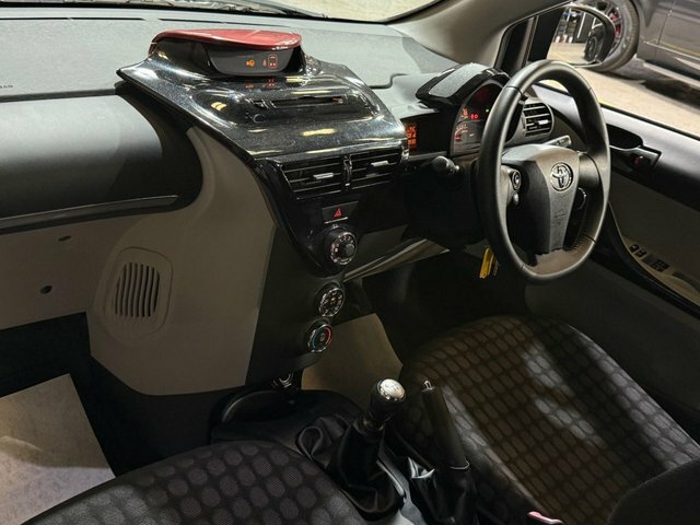 Toyota IQ Hatchback Black #59