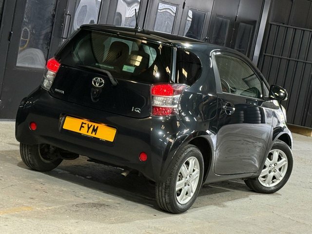 Toyota IQ Hatchback Black #38