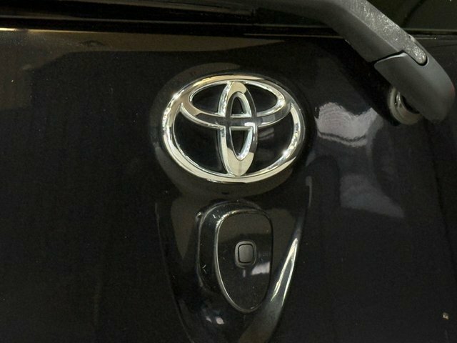Toyota IQ Hatchback Black #11
