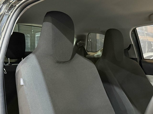 Toyota IQ Hatchback Black #57