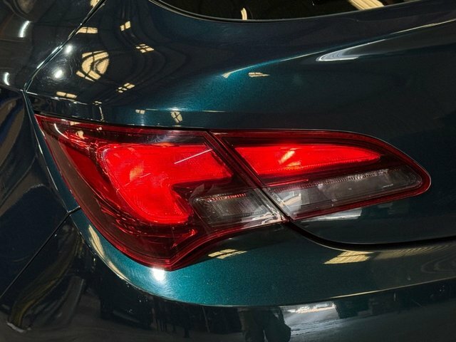 Vauxhall Astra GTC Turbo Sri Coupe Green #2