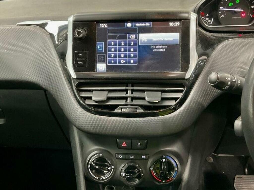 Peugeot 208 Active Blue #9