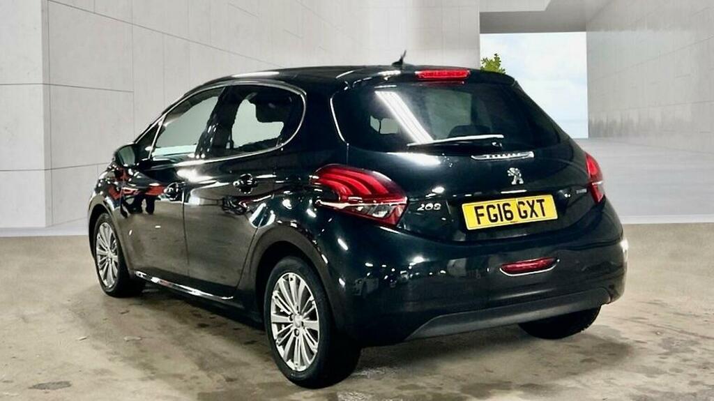 Peugeot 208 1.2 Puretech Allure Eat Euro 6 Ss Black #4