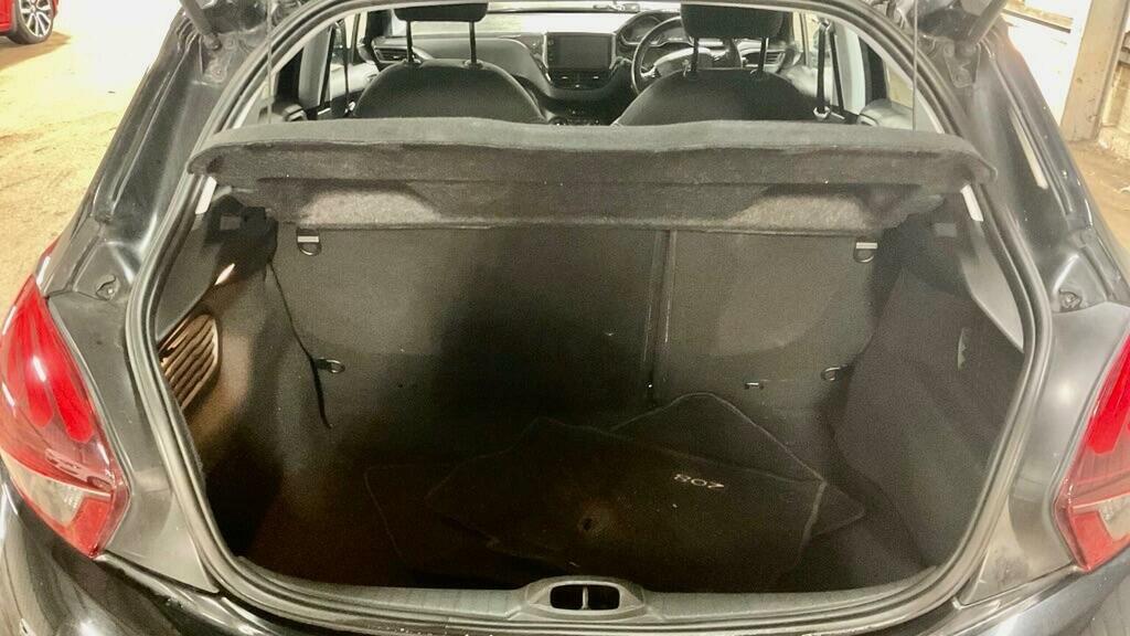 Peugeot 208 1.2 Puretech Allure Eat Euro 6 Ss Black #5