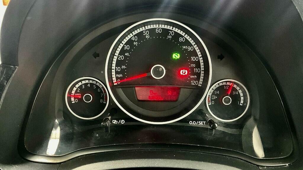 Volkswagen Up Move Up Silver #11