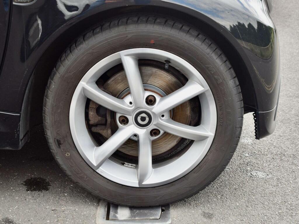Smart Fortwo Coupe 1.0 Brabus Xclusive Softtouch Euro 5 Black #24