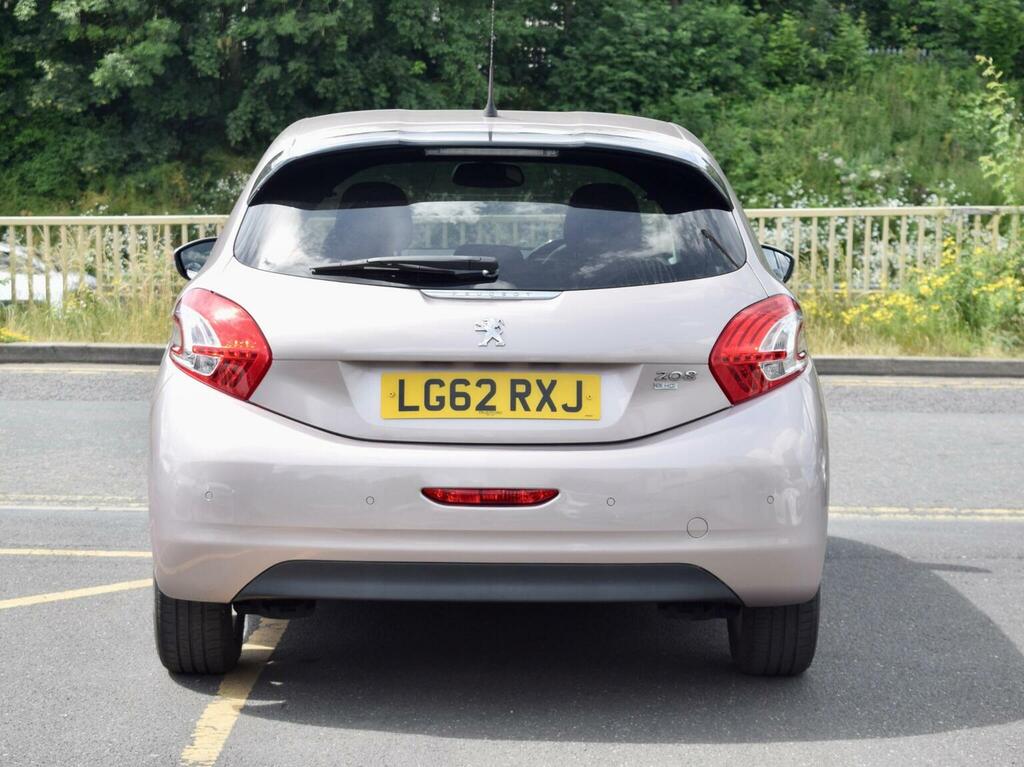 Peugeot 208 1.4 E-hdi Allure Egc Euro 5 Ss Pink #6