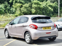 Peugeot 208 1.2 Access Plus 82 Bhp White #44