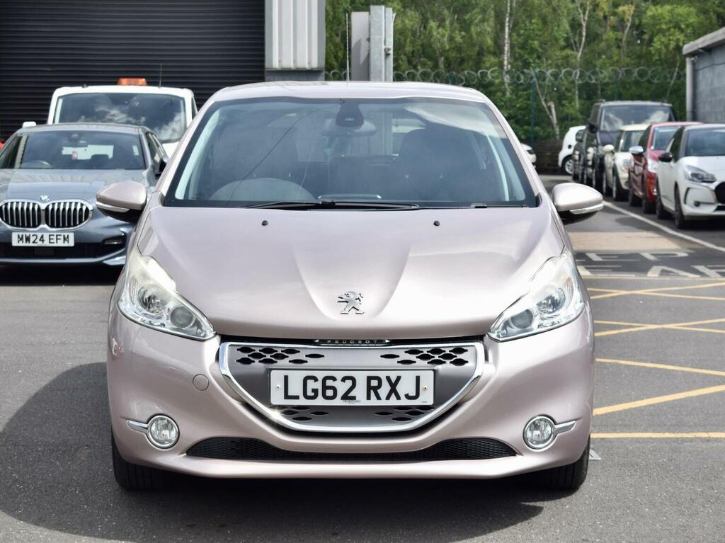 Peugeot 208 1.4 E-hdi Allure Egc Euro 5 Ss Pink #2