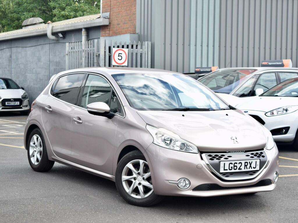 Peugeot 208 1.2 Access Plus 82 Bhp White #34