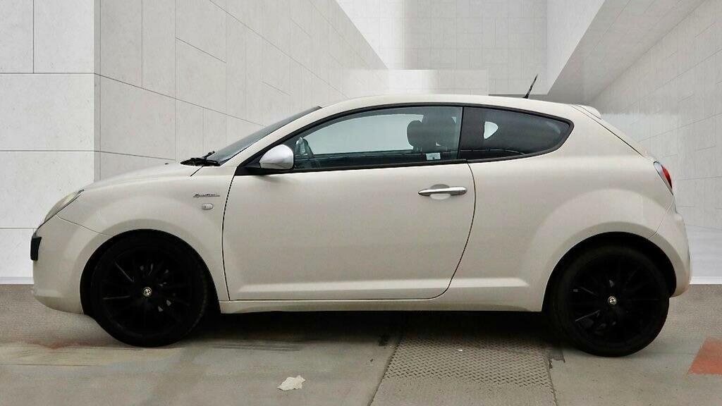 Alfa Romeo MiTo 1.6 Jtdm-2 Sportiva Euro 5 Ss White #4