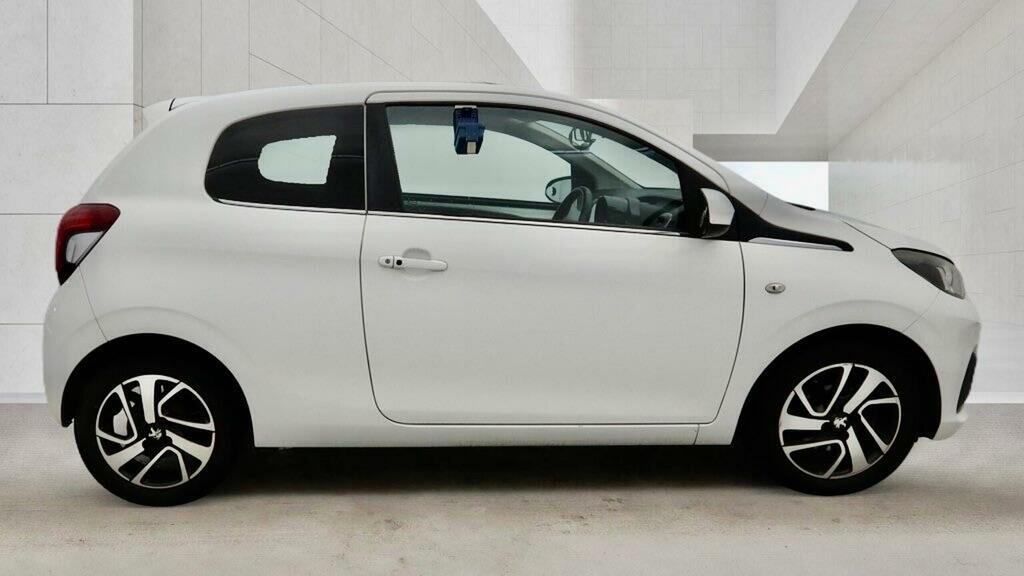 Peugeot 108 1.2 Puretech Allure Black #8