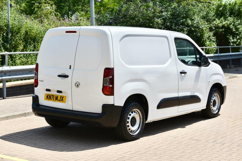 Vauxhall Combo 1.5 Turbo D 2000 Edition L1 H1 Euro 6 Ss KN71MJX White #5