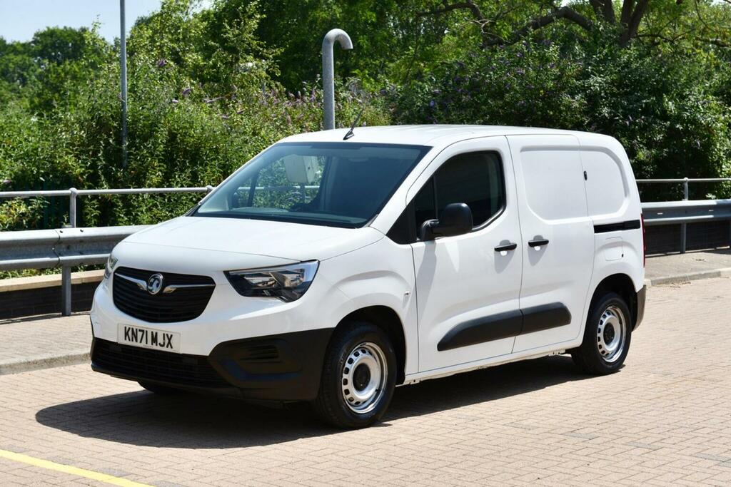 Vauxhall Combo 1.5 Turbo D 2000 Edition L1 H1 Euro 6 Ss KN71MJX White #3