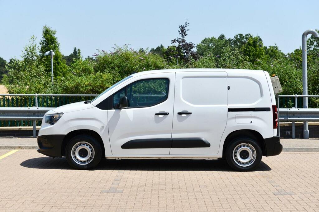Vauxhall Combo 1.5 Turbo D 2000 Edition L1 H1 Euro 6 Ss KN71MJX White #6